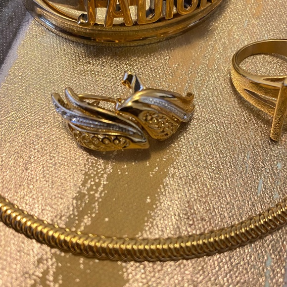 Gold Plated Earrings with Rhinestone - Picture 3 of 6